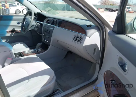 2007 Buick Lacrosse Cx z USA, uszkodzony, nr VIN 2G4WC552771236194